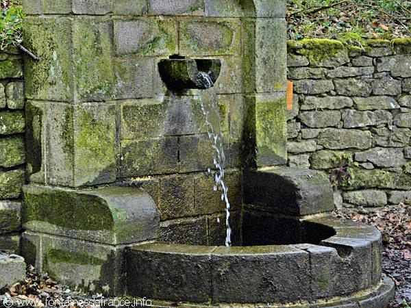 fontaine de France : fontaine-brechc