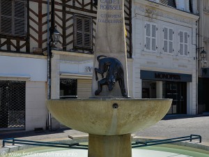La Fontaine Cadet Roussel