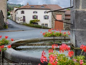 La Fontaine Place de la Fontaine de Flat