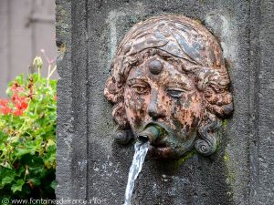 La Fontaine Place du Petit Mèze