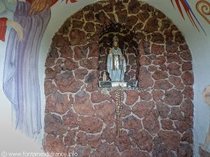 La Fontaine et Chapelle St-Aubin à Manson