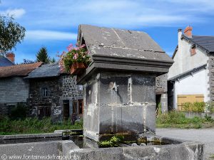 La Fontaine rue de la Vallée