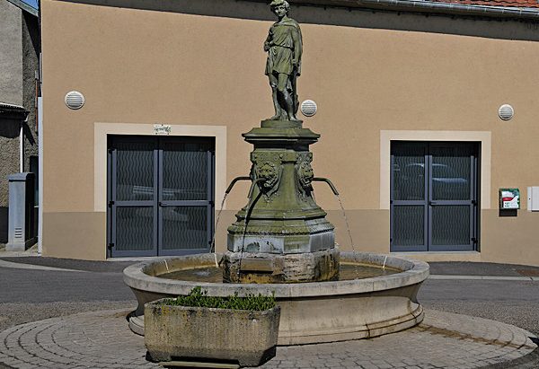 La Fontaine Place Haroy