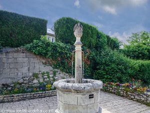 La Fontaine rue de la Fontaine