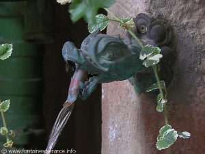 La Fontaine rue de la Fontaine