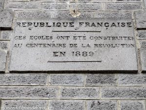 La Fontaine rue des Ecoles