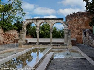 La Fontaine Place de la Trébaille