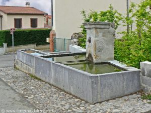La Fontaine rue du Lavoir