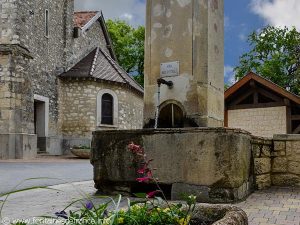 La Fontaine rue de la Fontaine