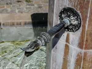 La Fontaine Place du Dr Veaux