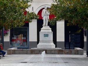 La Fontaine Place Jean Jaurès