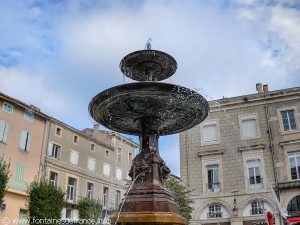 La Fontaine Place Jean Jaurès