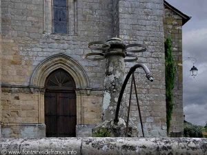 La Fontaine Place de l'Eglise