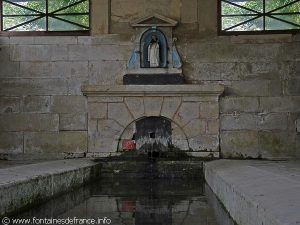 La Fontaine St-Pierre et son Lavoir