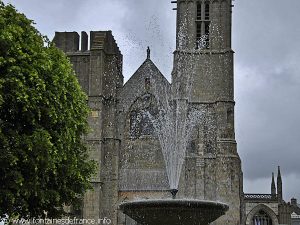 La Fontaine Place de la Cathédrale