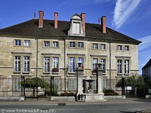 La Fontaine au Dauphin