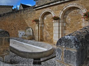 La Fontaine Lavoir de la Bastide
