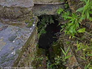 La Fontaine-Lavoir Saint-Pierre
