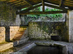 La Fontaine Lavoir du Moulin Neuf