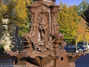 La Fontaine Place du Marcadial