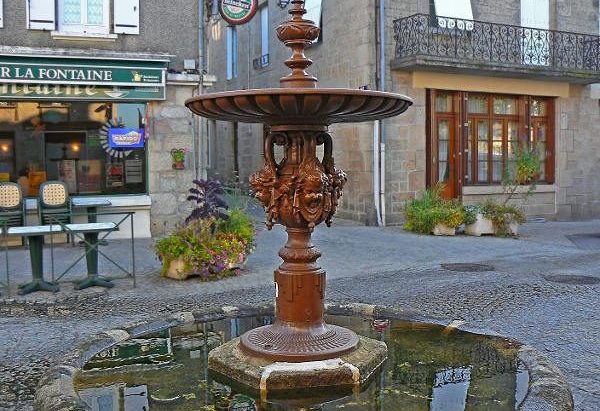 La Fontaine rue Henri Chapoulie