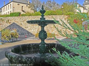 La Fontaine Place des Remparts