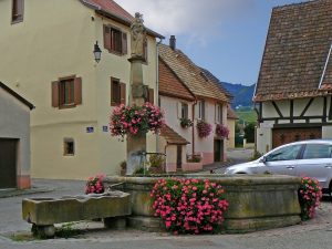 La Fontaine Place Charles De Gaulle
