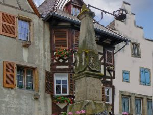 La Fontaine rue Monseigneur Stumpf
