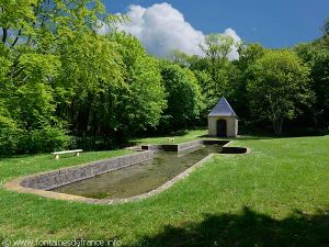 La Fontaine Saint-Roger