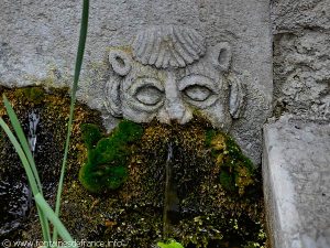 La Fontaine rue de la Fontaine