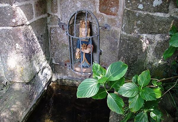 La Fontaine Sainte-Edwette La Fontaine Sainte-Edwette