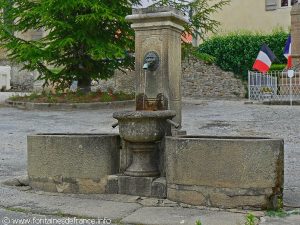 La Fontaine Place de l'Eglise