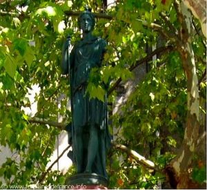 La Fontaine Place Rouquié