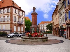 La Fontaine aux Dauphins