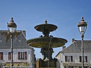 La Fontaine Place Henri IV