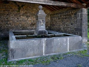 La Fontaine du Lavoir de Villars