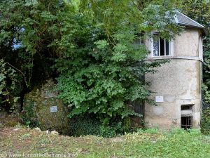 La Fontaine-Source du Théron
