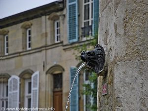 La Fontaine Place Charles De Gaulle