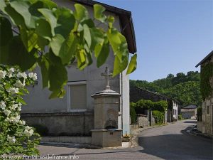 La Fontaine Grande Rue