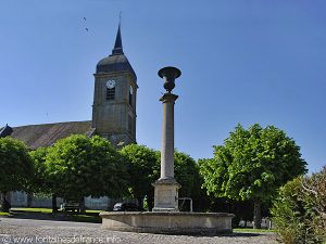 La Fontaine Place de la Mairie