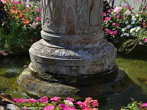 La Fontaine Place de la Mairie