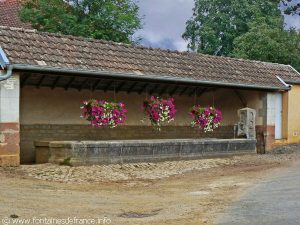 La Fontaine Lavoir route d'Aillevans