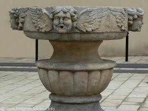 La Fontaine Place du Chanoine Sautel