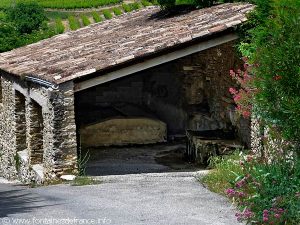 La Fontaine rue de la Fontaine