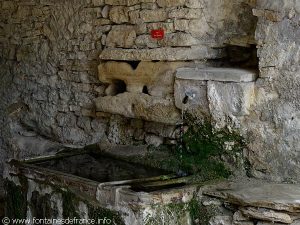 La Fontaine rue de la Fontaine