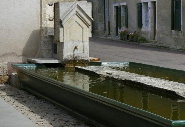 La Fontaine Place des Anciennes Casernes