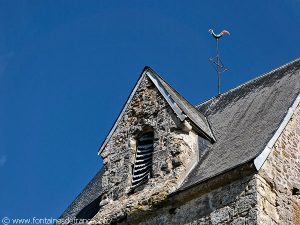 Détail du Clocher de l' église de Fay