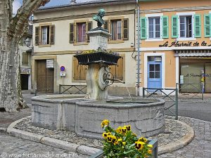 La Fontaine Publique