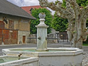 La Fontaine de la Ferme du Chatelard