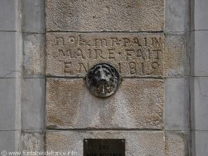 La Fontaine Place de La Fontaine de Fervaques